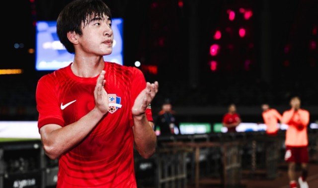 b体育官网-直播吧：梅州客家17岁前锋魏祥鑫即将留洋法甲欧塞尔一年