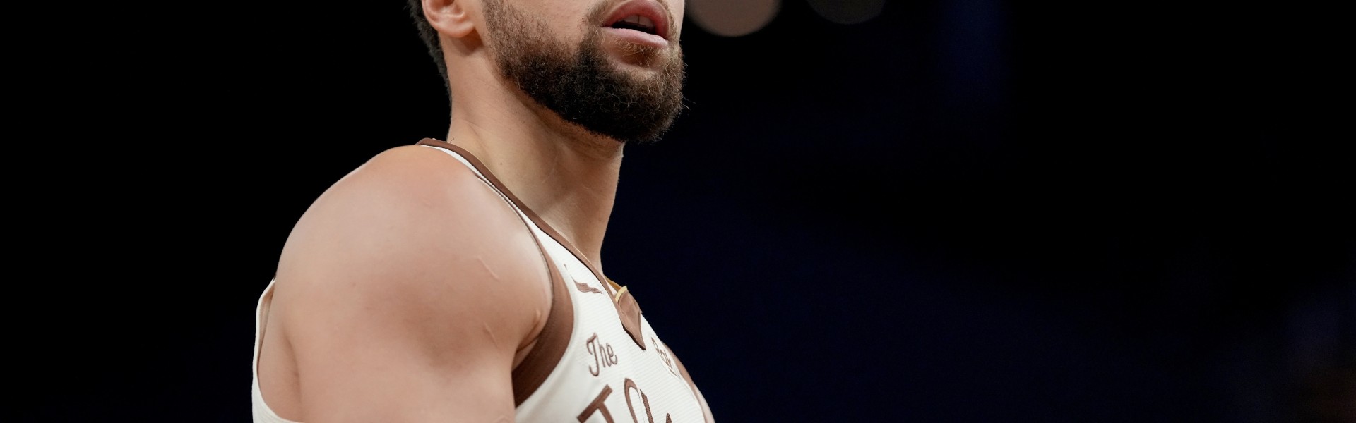 b体育下载-明天勇士迎战湖人 库里&amp;桑托斯&amp;贝西出战成疑 波津缺阵