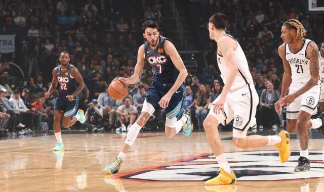 b体育官网-紧追联盟第一！SGA伤停雷霆爆发冲突大胜篮网 麦凯恩21分加盟新高