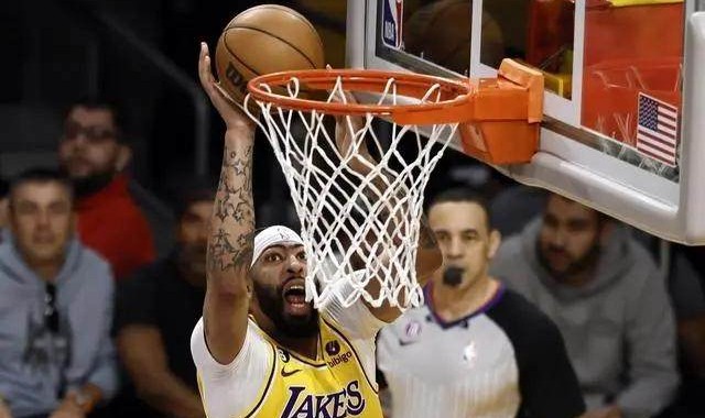 b体育官网-季前赛三分命中率46% 浓眉投射回暖将争夺MVP？