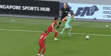 1711031032539048810.gif 1武磊头球.gif