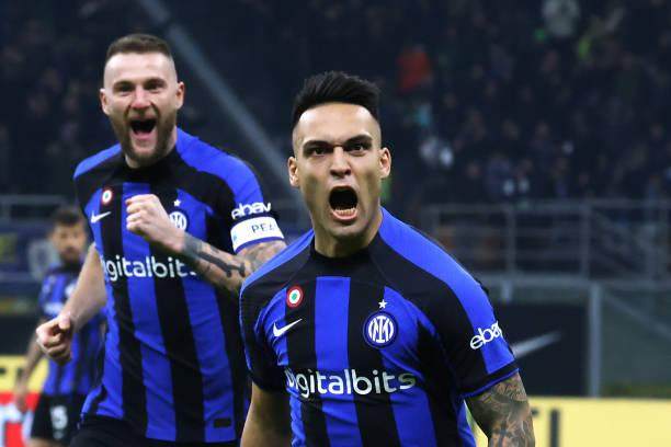 1673745982397085989.jpg 1456440004-612x612.jpg